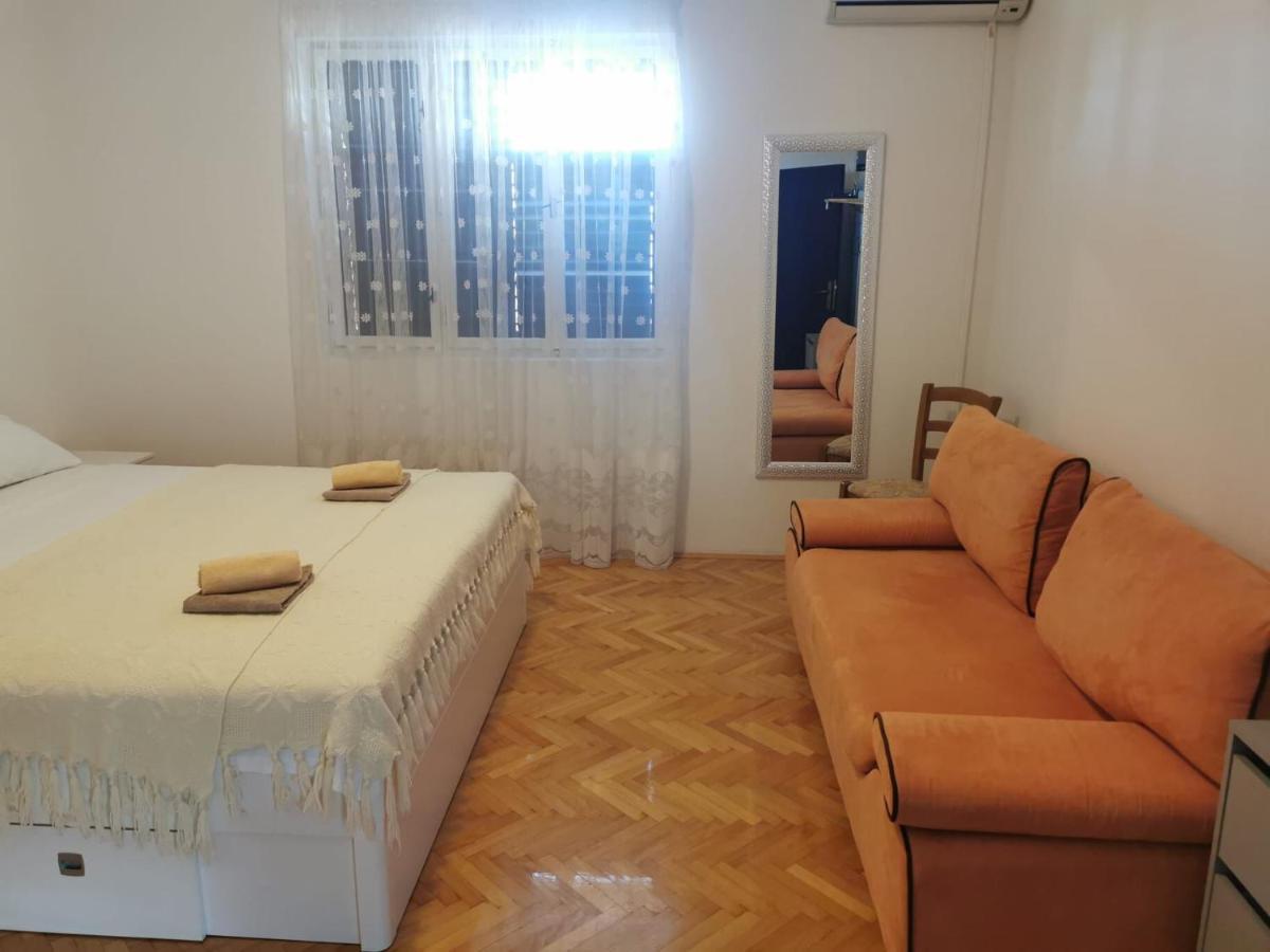 Apartments Sanja Povljana Buitenkant foto